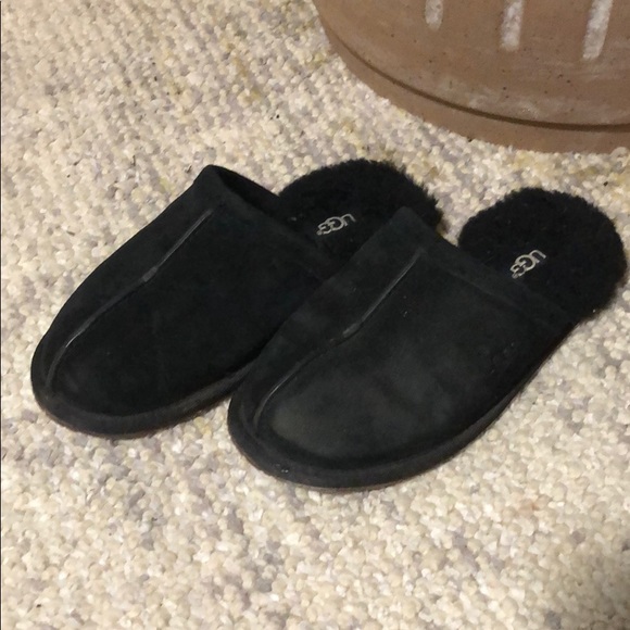 UGG Suede Slippers - Picture 3 of 8